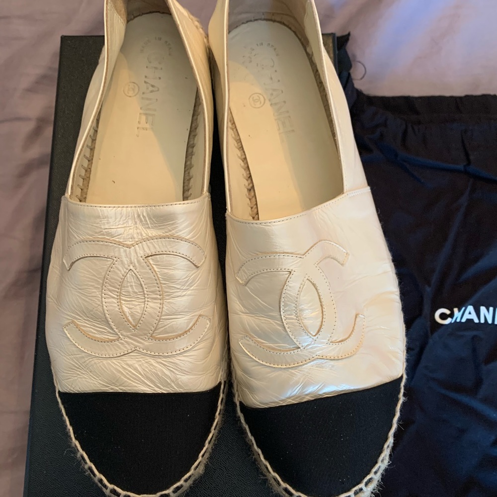 Chanel espadrilles ivory/black